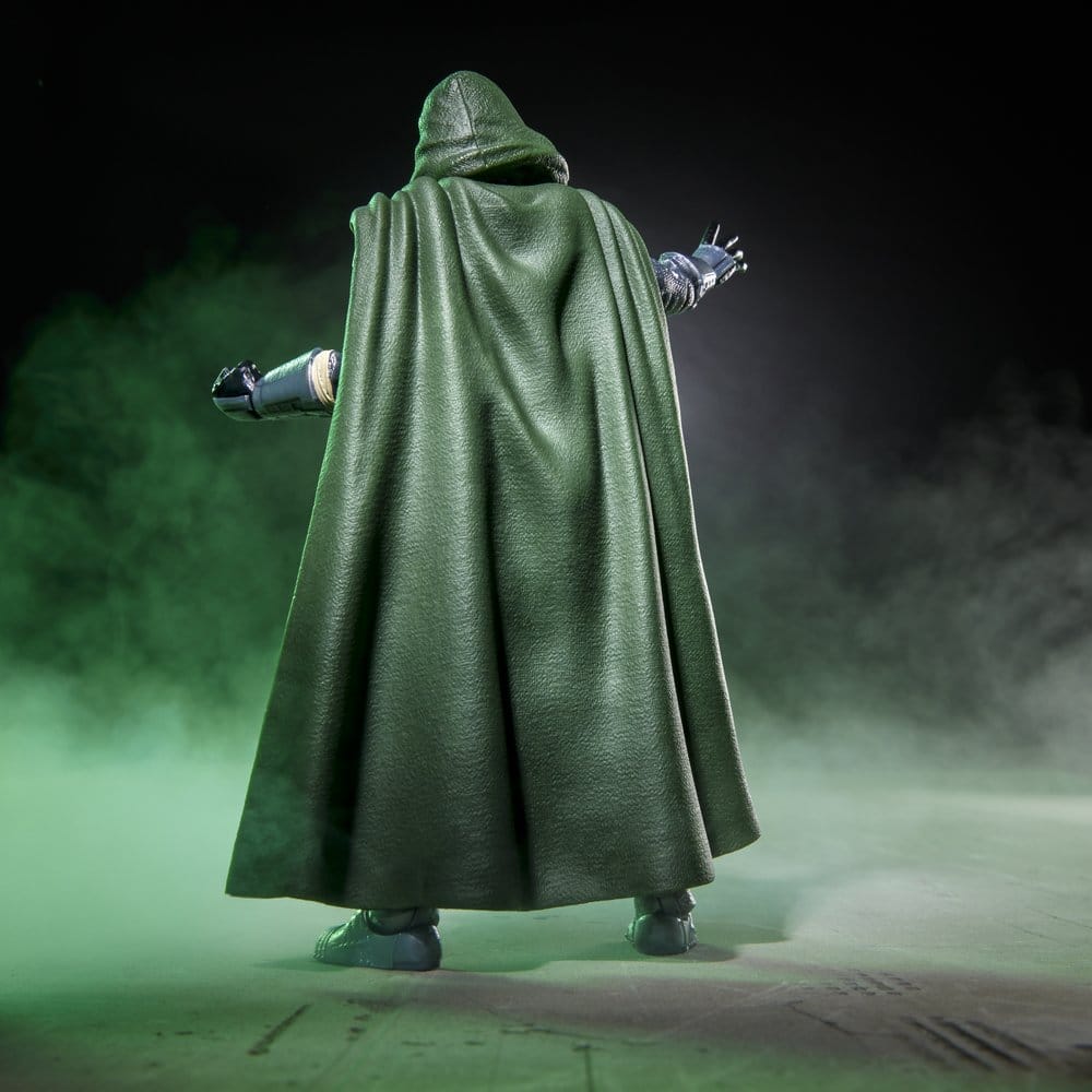 Marvel Legends Series – Doctor Doom (Avengers: Doomsday) Actionfigur 15 cm – Ansicht 2